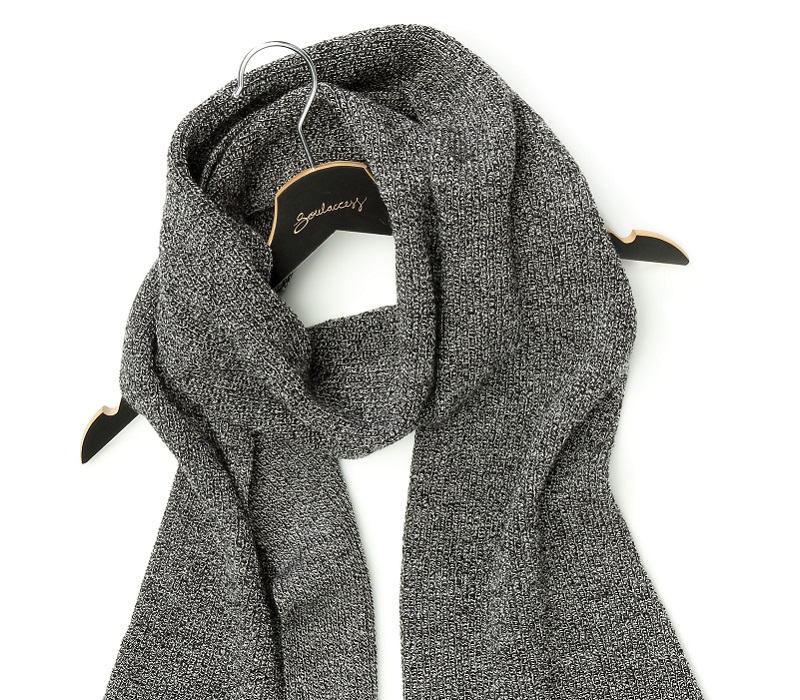 cuddly merino wool scarf Modern